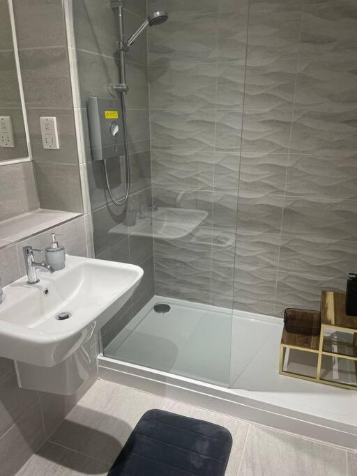 Stylish Flat In Old Trafford Leilighet Manchester Eksteriør bilde